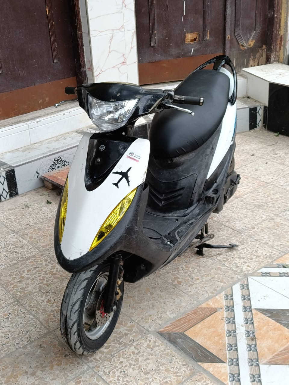 السلام عليكم
مااكس عدله   ياباني 120 
دراجه مكفوله محرك  بلادي ما مفتوح شرط الفحص 
دراجه فوول ملاح كفرات بلادي كله ختم واحد 
شلعه ومعدل  110 فوول متنكض
كلشي شغال سلف  هندر اشاير  كلوبات سكنات  عينه  عداد السرعه شغال  وعداد بانزين شغال  كلشي عل بلاد  

احلا من صور بالف مره 
سعر   775, وبيهه مجال قليل 
شراي يتصل
مكاني بصره 
 
***********
