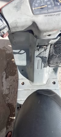 ورحمه الله وبركاته عندي دراجة للبيع بيكم السعر 200 الرقم 07886303213