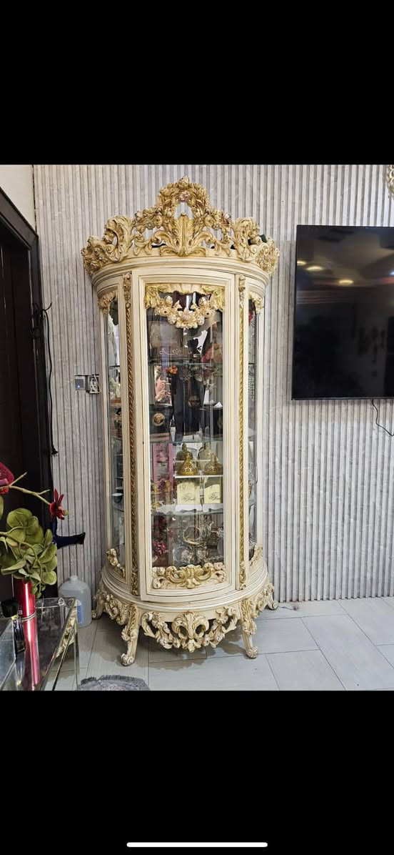 فاترينه خشب زان كلش نظيف وجديد ٢٥٠ الف بغداد الأمين الثانيه


**إذا كنت صاحب هذا الإعلان وتريد حذفه لأي سبب، رجاءا أرسل رسالة إلى الدعم الفني**