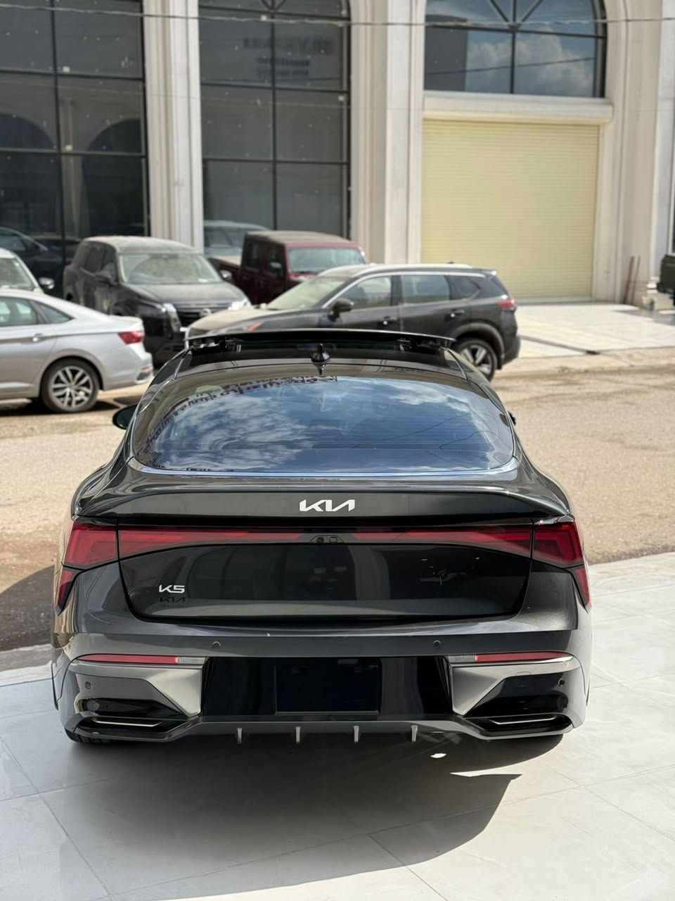 ألسلام عليكم
2025 🔥 EX - سبيشال فول ١/١  K5
2025 الشكل الجديد 

ضررها  بونيت  صبغ   ❗️
بدون دواخل قطرة ما بهه
الايرباكات ستيرن طاك شركة راجع  

سعر 218$ ورقة  بهه مجال 

الرجاء فقط شراء يتصل 
رقم و الواتساب *********** 

ماشيه 19 الف مايل 
مواصفات ☄️ فول بانوراما 
بصمة 
تشغيل عن بعد 
ويل كروم 
فول زينون  
رادار أمامي وجانبي وتحديد مسار 
صندوق ذكي 
شاحن لاسلكي ( وايرليس تلفون ) 
شاشة كبيرة 
تدفئة كراسي 
كراسي كهرباء 
لايتات زينون 
شغال عن بعد 
أربع أنضمة قيادة 
سايد بريك بصمة 
5 كاميرة 
وبعد بيها مواصفات هواية 
مكان السيارة اربيل -  
تكلفه الرقم 12 ورقه
