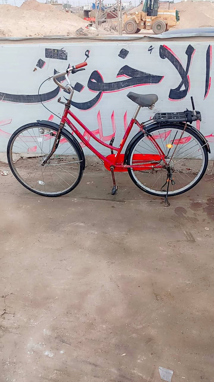 السلام عليكم بايسكل للبيع حجم 26 السعر 100 وبمجال انتصار على هذا الرقم ***********
