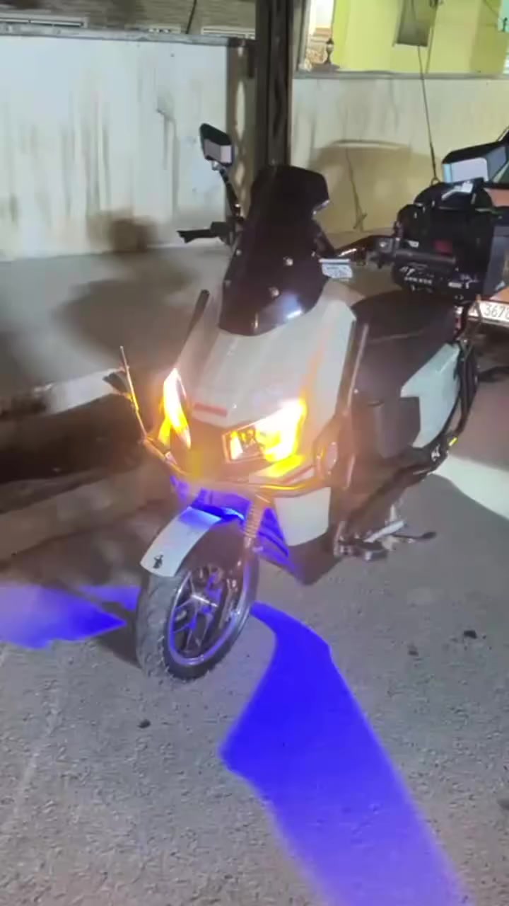 انتبه❌❌❌❌

السلام عليكم 

دراجه شحن وحش موديل 25 ما مفتوح برغي

فول مواصفات مابي ولا شخطه  

لايت عالي ناصي 

أربع سرعات 

مانع انزلاق 

بريك دسكات بريمبو هواء

مود رياضي وعادي 

نضام تخفيف السرعة عند النزول 

6 بطاريات دبل

ماطور ما صارلو شهر مستخدم بعدو زيرو 

ماسنجر موجود السعر 1200 وبي مجال للشراي♥️❌


**إذا كنت صاحب هذا الإعلان وتريد حذفه لأي سبب، رجاءا أرسل رسالة إلى الدعم الفني**