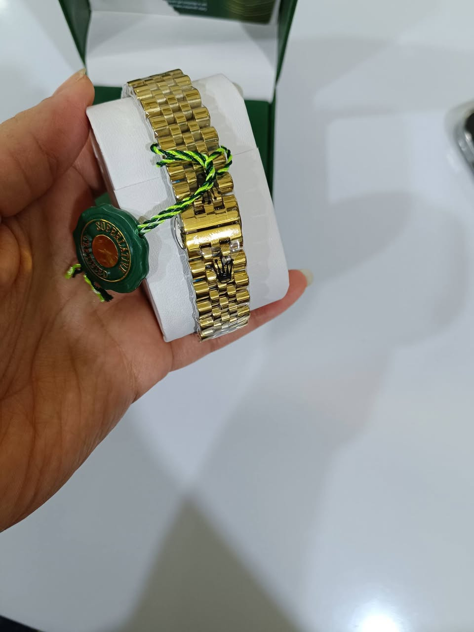 ساعه رولكس نسائي ضد الماء طلاء ثابت كوالتي عالي جدا قفل فراشه


**إذا كنت صاحب هذا الإعلان وتريد حذفه لأي سبب، رجاءا أرسل رسالة إلى الدعم الفني**