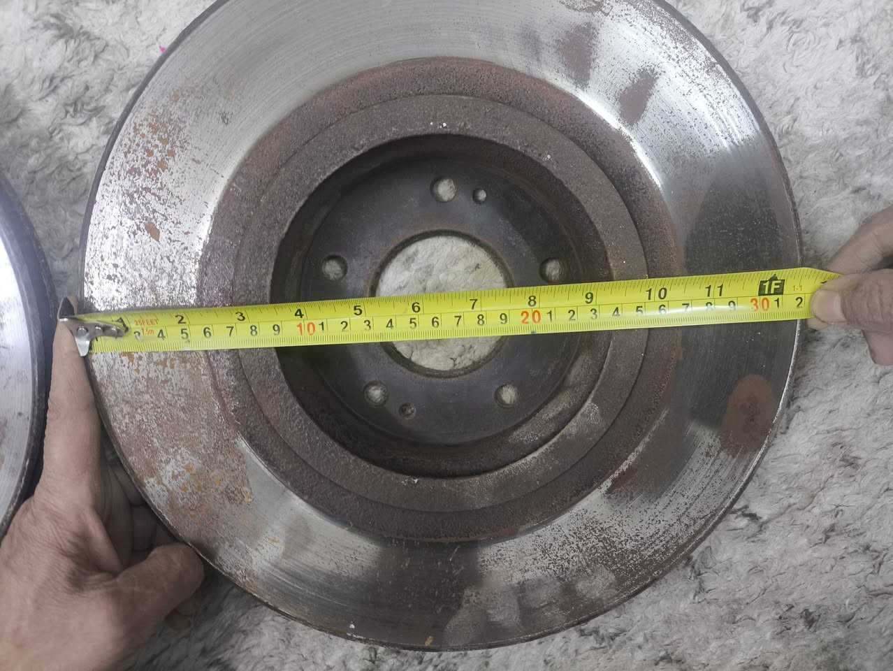 فلنجات سنتافية للبيع قطرها 32 مال سنتافي خليجي ب سعر زوج  30 بيهم حاشية شوية
رقم الهاتف ***********
ديالى بعقوبة التحرير
