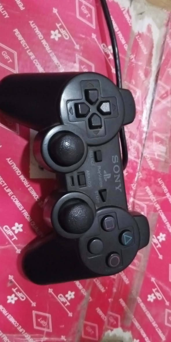 للبيع بلي ستيشن 2 كامل ملحقات يده وحده فيشه وكيبلات تشغيل لون اسود فلاش 16 كيكا 20لعبة السعر50 الف قفل ربع مابيها مجال شراي دزلي خاص وهلا بيك


**إذا كنت صاحب هذا الإعلان وتريد حذفه لأي سبب، رجاءا أرسل رسالة إلى الدعم الفني**