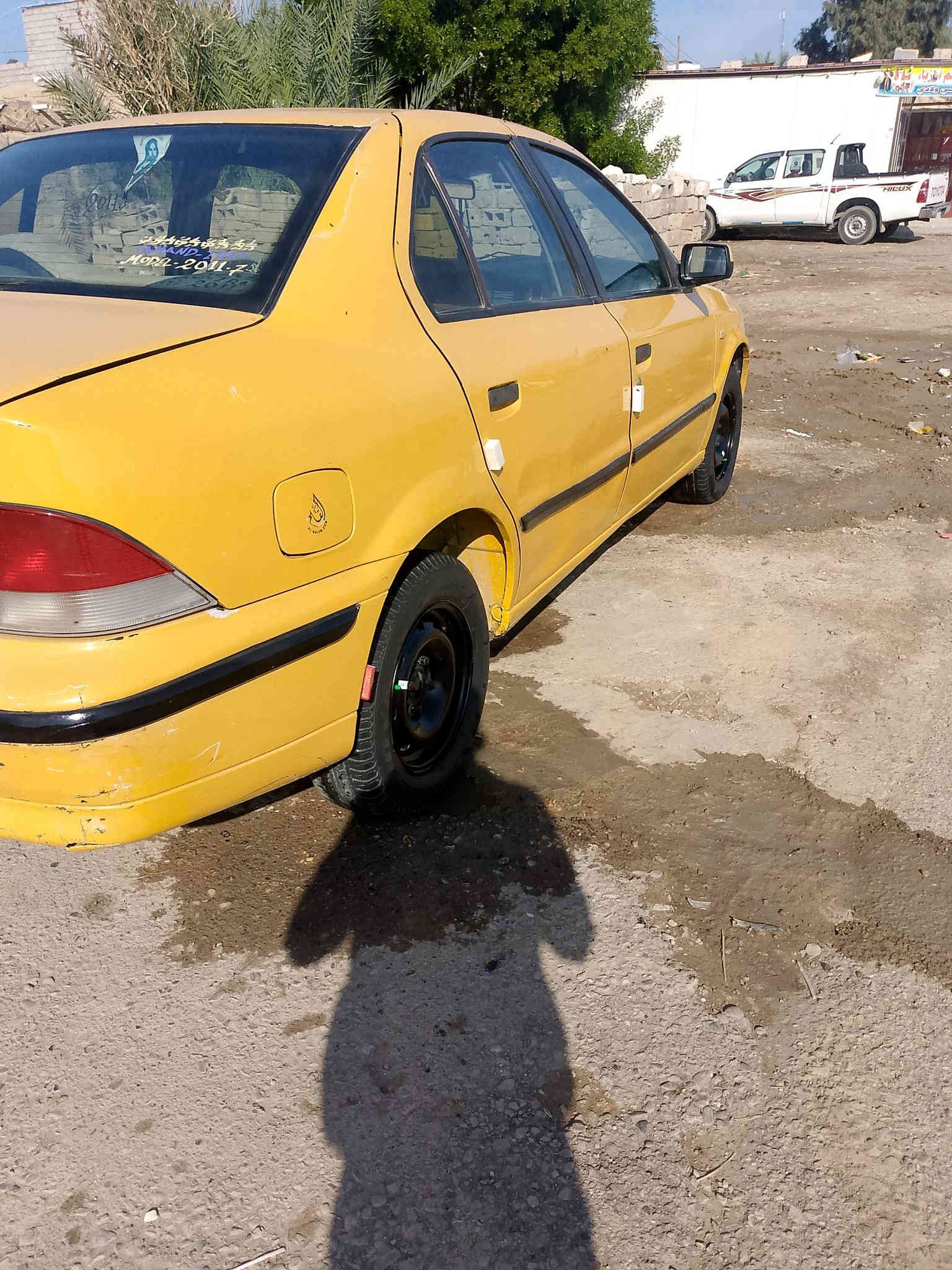 السلام عليكم سمنت للليع مديل 2011 سياره جاهزه من كلشي تبريد تتفئه تخم تاير حداديه خلفي امامي كله جديد تحويل ثاني يوم سياره مصفره هيئه السنويه ل29 مكاني بغداد رقم دولي السعر 35 وهاذه رقمي ***********
