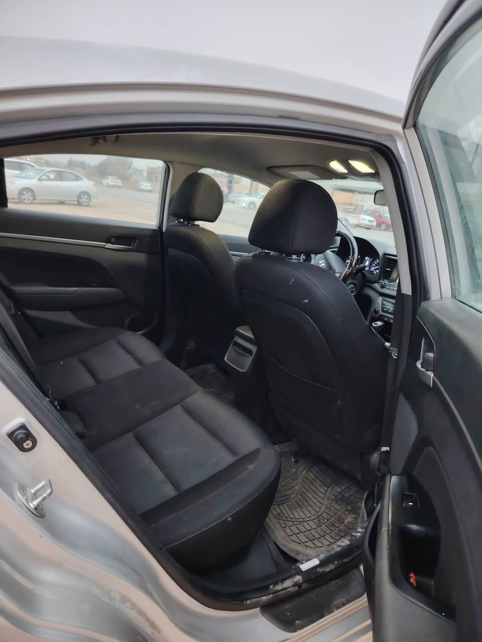 النترا 2018 امريكي
تبريد تدفئه
اشاير بالمري
نقطه عمياء 
صدر
كير مكينه 
تخم تاير جديد قبل 15 ايام مشدود
سياره جاهزه شغل وامشي
السعر 122 وبيها مجال  🔴 ابيع نقد فقط 
مكاني الشرقاط بعاجه
***********
