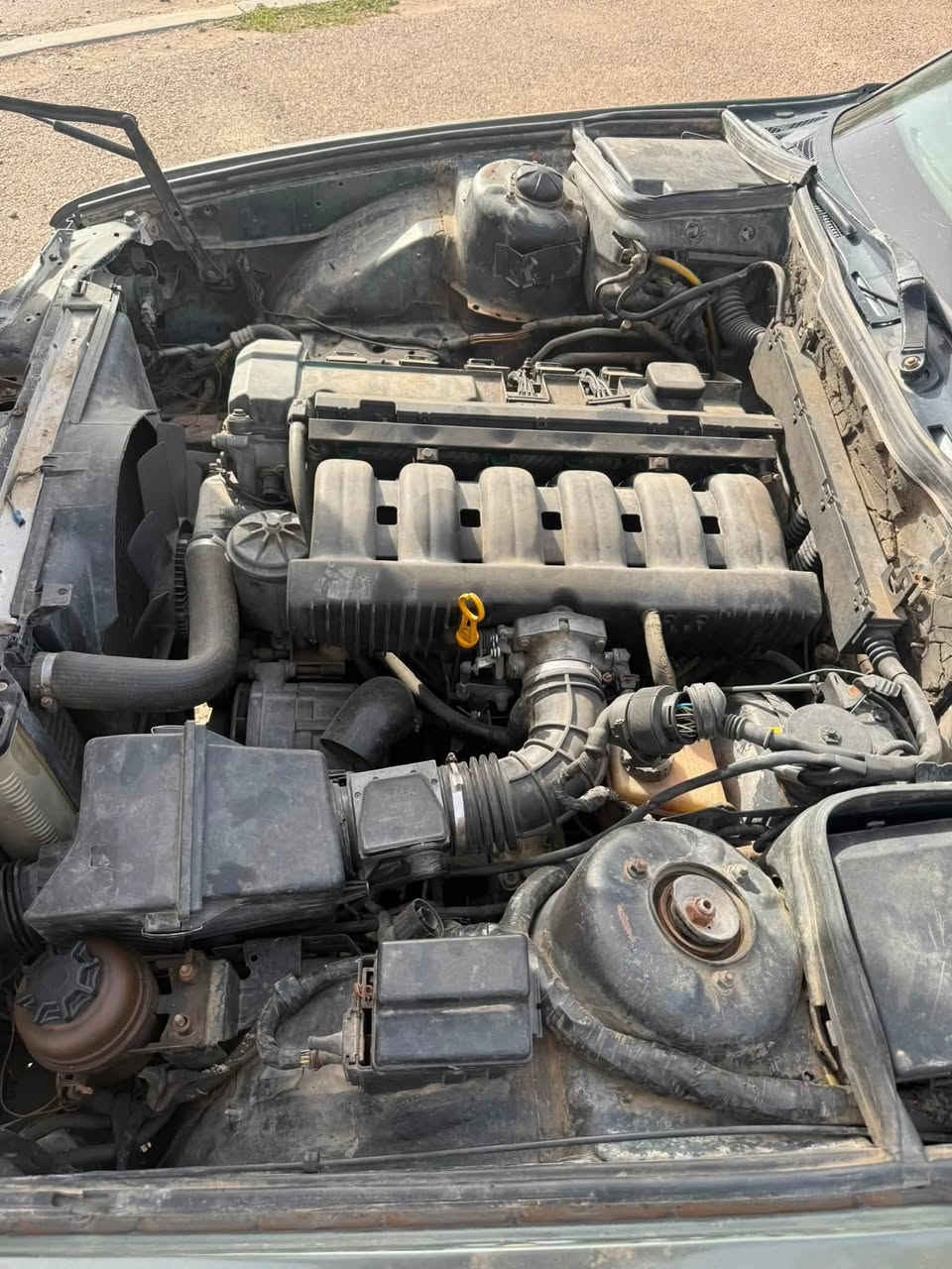 سلام عليكم بيم لبيع نقص بيه بطاين  سعر 27 خربطه كير ومكينه كفالة ***********
