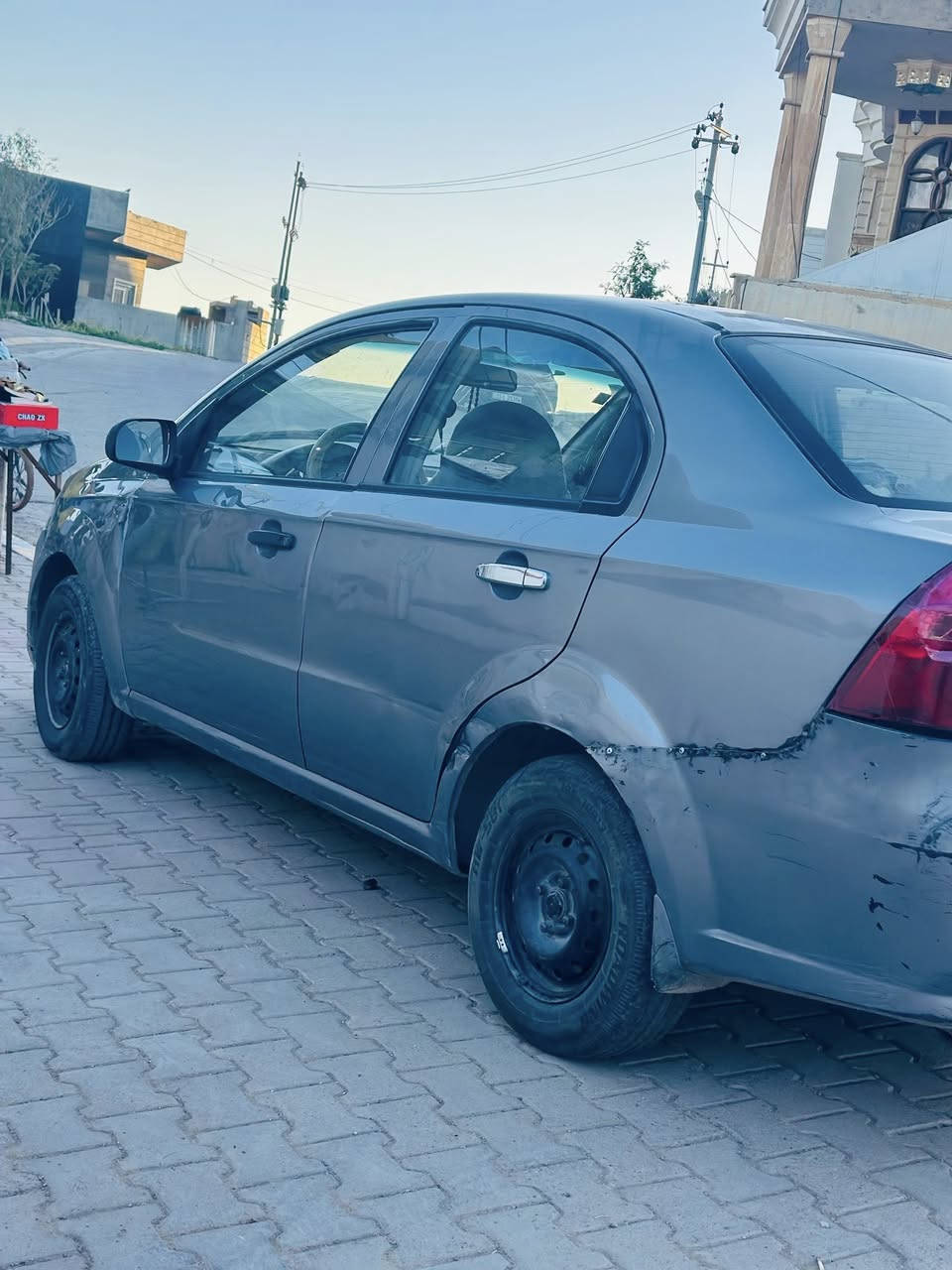 سلام وعليكم افيو للبيع
موديل  2009 
رقم سليمانيه 
مكان - ديالى خانقين 
تبديل جهه جاملغ 
وضرر بسيط 
بدون صبغ 
گير ومكينه شرط 
سعر ٣٨  قفل 
***********
