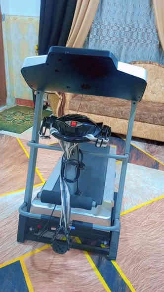 جهاز جري مستعمل قليل يتحمل وزن 150k جهاز اخو جديد مكان بصره كزيزه سعر 400 وبيها مجال اتصال***********
