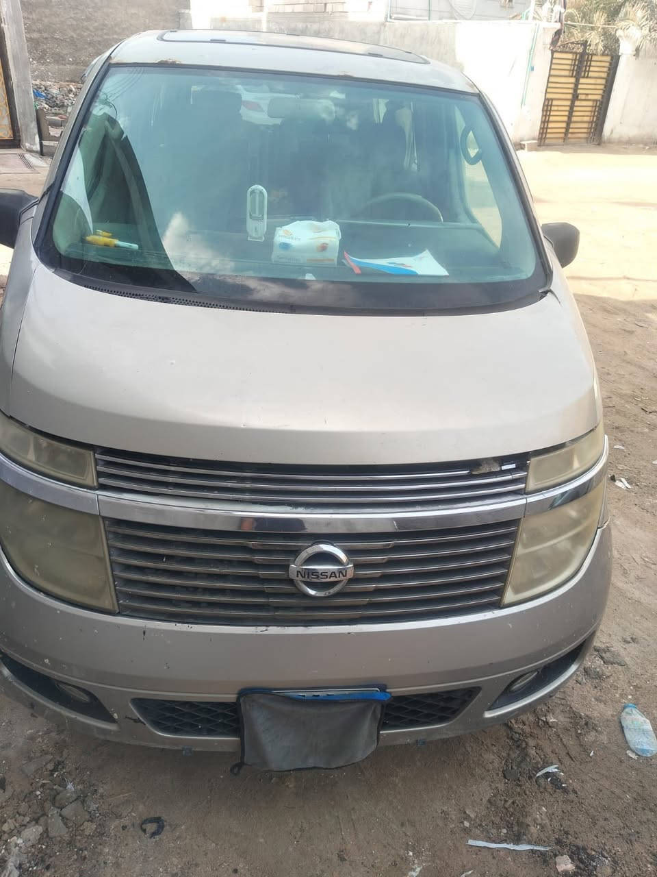 سياره موديل 14 معليه تسئجل أصويل مدفوع الكمرك سياره بسمي سياره بيه تخيررا بل نمره اولى بل كير سياره مثل ما موضح بل صور تخم تاير جاهز. سياره حداديه جديده توني بدلهن مكفول من نقل جثه و الكص و الحادث رقم *********** سعر 55
