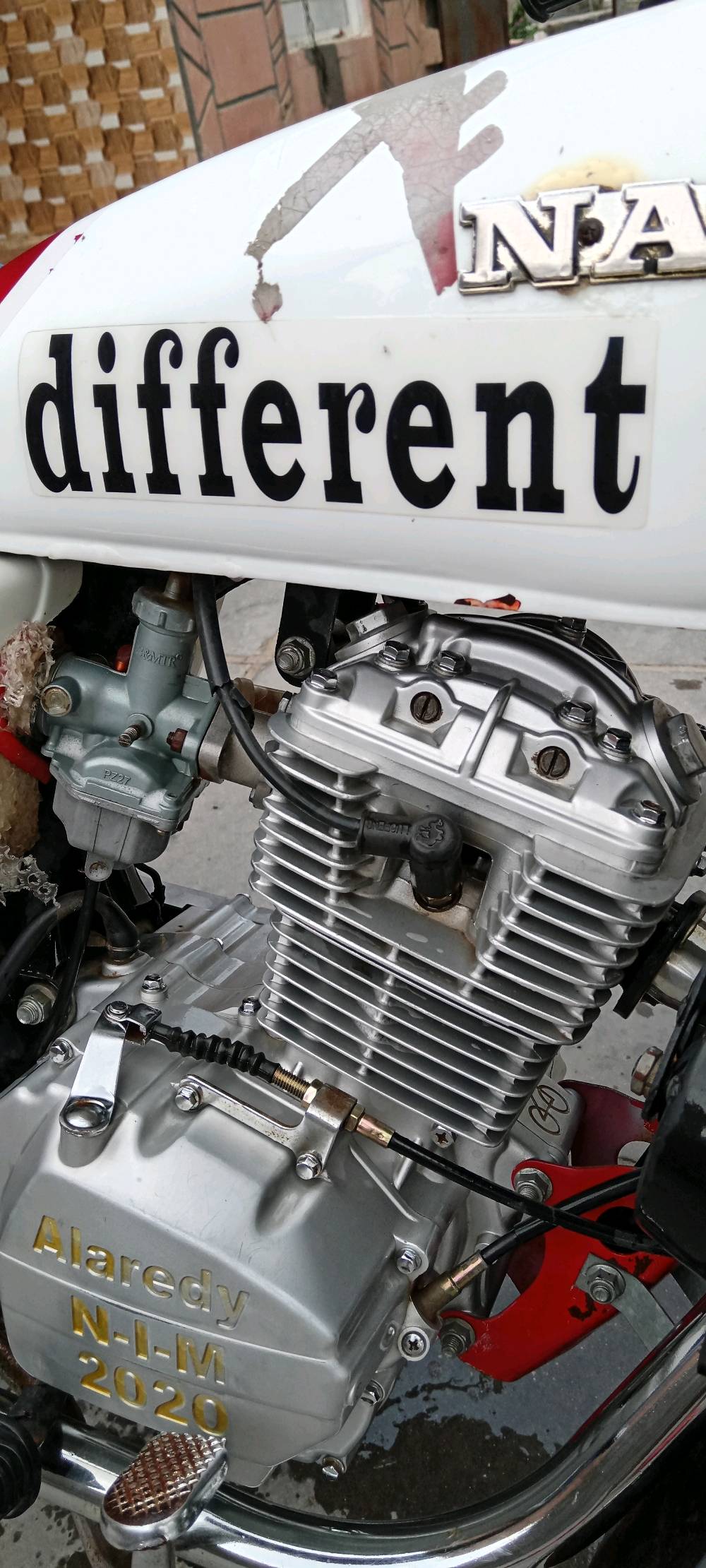 دراجه زنجيل كلك 2020
المحرك ما مفتوح 
تايرات جدد 
المكان الناصريه الشطره 