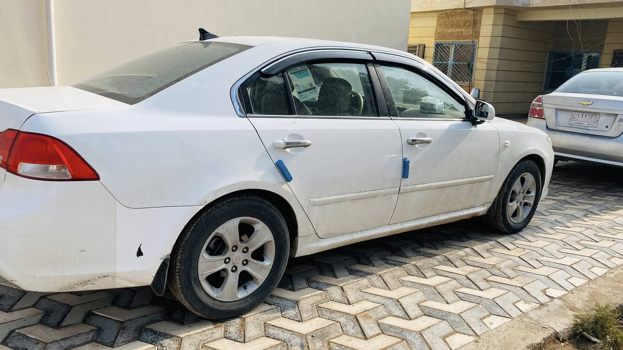 السلام عليكم
اوبتما 2009 خليجي 
محرك 2000 لا تنقيص ولا تبخير 
رقم اربيل سنويه نافذه تحويل او وكاله مضمون
 سونار  وتفاصيل مرفقه بالمنشور  
مكانه واسط الكوت 
للبيع او المراوس
سعرها 115 وبيها مجال 
***********
