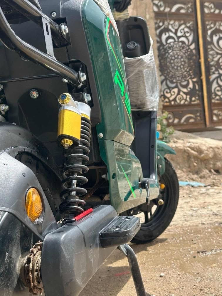 دراجه شحن R9 للبيع موصفات فول بطاريات جديد الماكن ناصريه مركز السعر 500 وبي مجال اذا شراي


**إذا كنت صاحب هذا الإعلان وتريد حذفه لأي سبب، رجاءا أرسل رسالة إلى الدعم الفني**