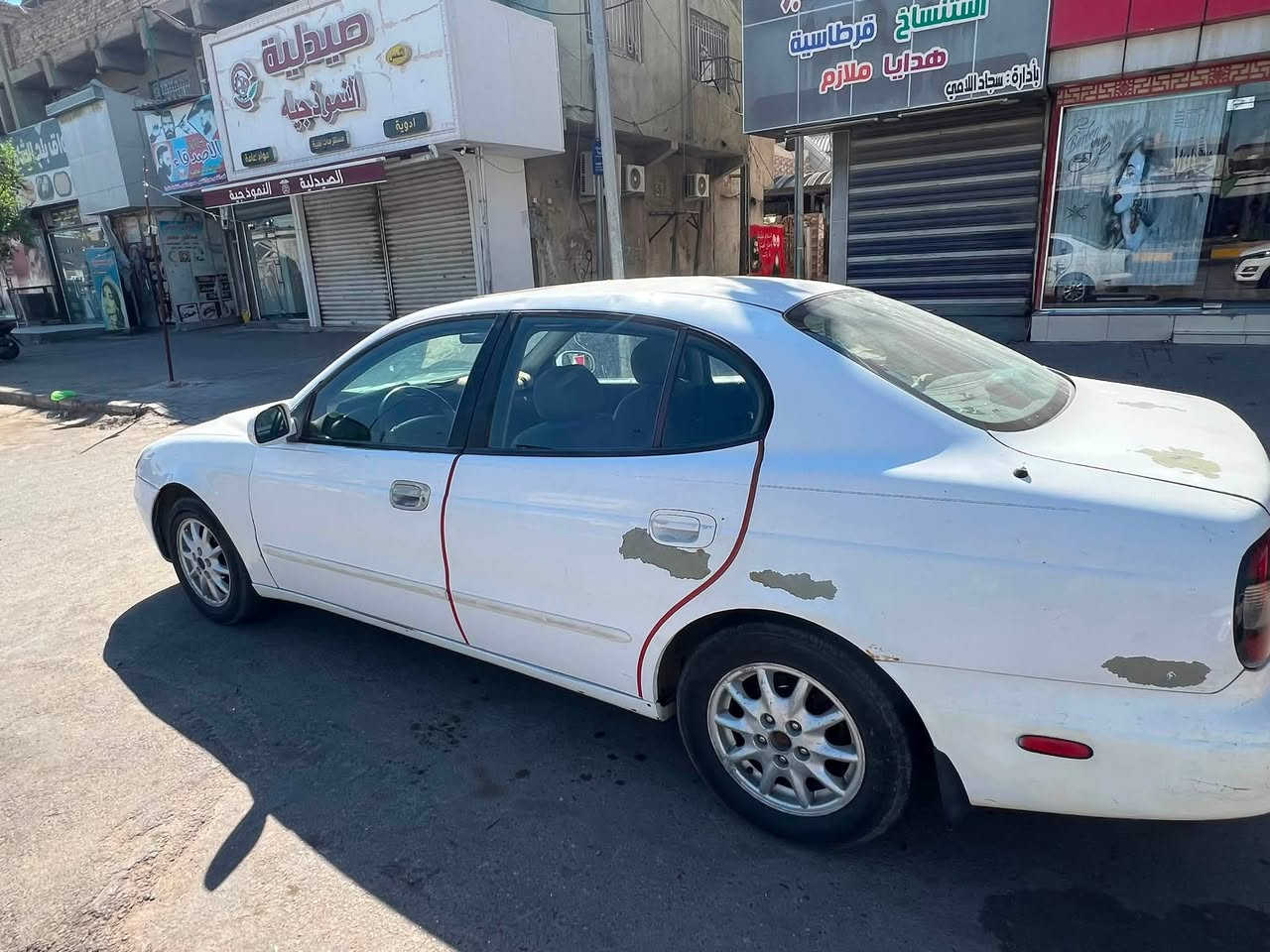 سلام عليكم دايو اكنزه مديل 2000سياره كير محرك لوك سنتر لوك وارد امريكي سياره تبريد ثلج وي سويج كهربياته كله كامله تحويل ثاني يوم سعر٣٨بيه مجال مكاني بلديات***********

