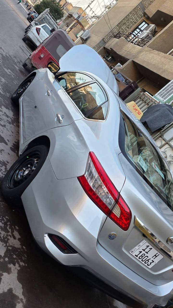السلام عليكم 🖐️
نيسان سنتره وارد امريكي SV 2018
سياره استخدام شخصي ماشيه ٧٠
مكينه وكير كفاله برغي ممفتوح بيه فيوز ممبدل بل سياره 
تخم. تاير جديد  
باتري جديد 
وياله جدد 
تخم حساسات جديد 
تبريد ثلاجه
دوشمه عام جديده  سفاري 
حتى  صندوك غرفته بل كارتون السياره 
كتلوكات الشركه سياره سويجات ٢ 🔑 
هزه جديده
سنويه ل 2031 
ارقام جدد 
سياره حادثه موضح بل صور وبيه بل عراق جاملغ خلفي 
وبيه بصفحه اليمنه شخط ورصعات ابيع حزام 
 السعر ٩٥  مكان السياره بغداد الجديده 
الرقم ***********
