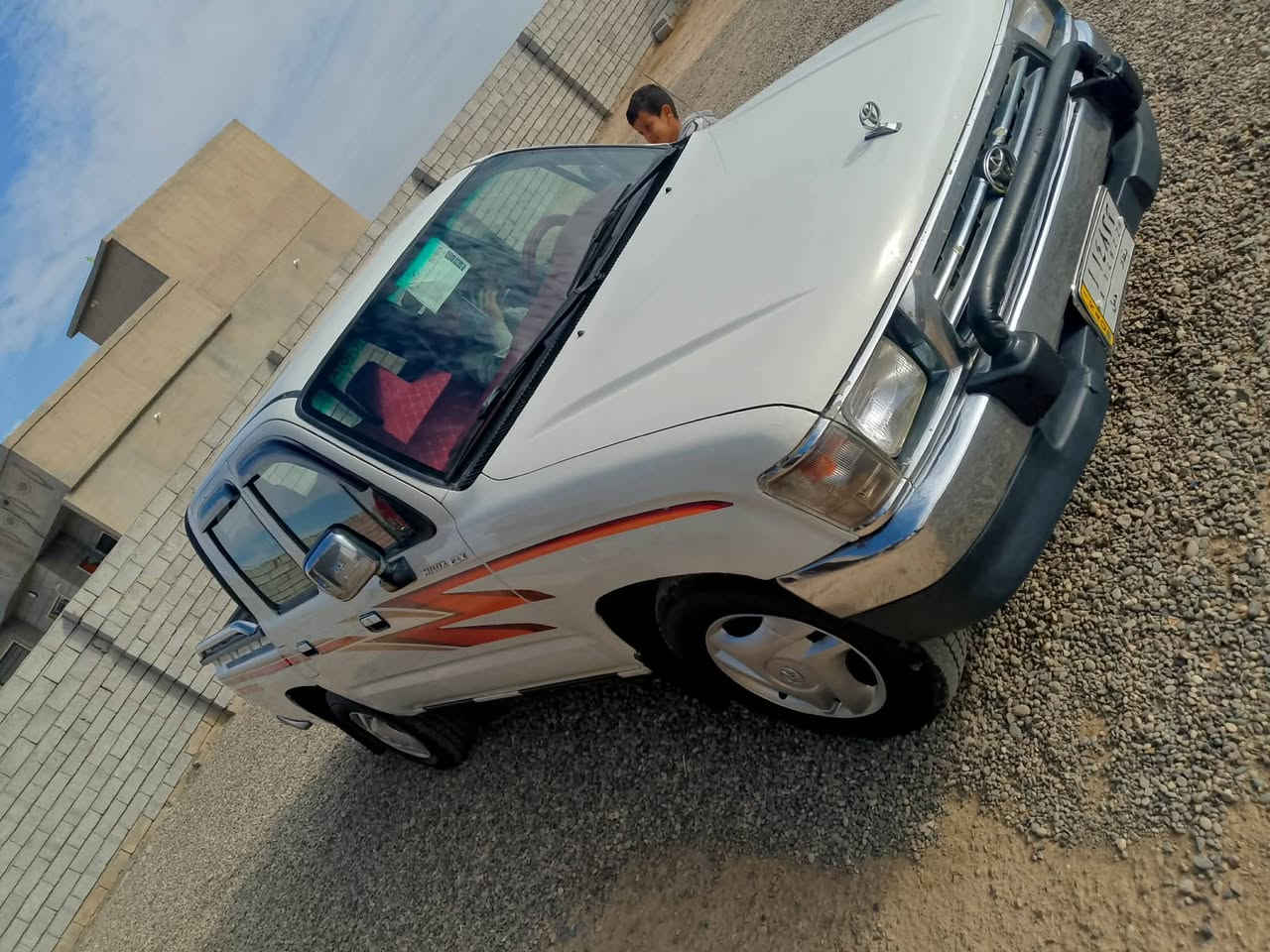 سلام عليكم بكم للبيع تيوتا ٩٩ محرك مامفتوح ماشيه ٢٦٤ بدون صبغ فقط ملاحضات بارد بسيطه كلشي موضحلك بل فيدو كير صدر كلو شرط رقم بغداد مشروع وطني شرط تحويل سنويه ل ٢٧ تحويل مباشر جيل اكس فول موصفات 
تدفئه تبريد الشراي يتصل *********** مكاني الشرقاط سعر ١٢٨ بي مجال بسيط
