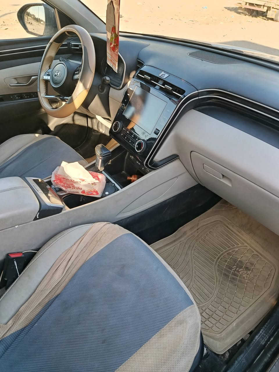 توكسان 2022 اربيل مكفوله من الضربه والتبديل فقط تكحيل وبارد كلش قليل فول عده الفتحه  السعر 180 مكاني النجف ***********
