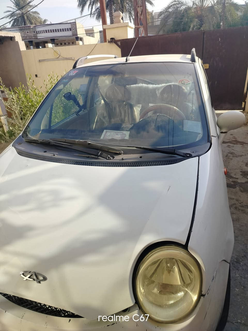 السلام عليكم سياره كيوكيو للبيع موديل 2010كير أوتوماتيك
سياره نضيفه كامله تبريد كهربائيات مكينه نضيفه سنويتها بعدهي مانافذه تحويل مباشر  مامطلوبه اي شي للاستفسار 
اتصال على الرقم *********** يوجد واتساب  سياره 4سلندر
