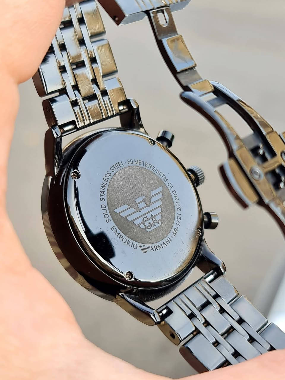 ⌚ Emporio Armani – فخامة الأسود
أناقة إيطالية بتصميم رجالي راقٍ ✨

▪️ الماركة: Emporio Armani
▪️ التصميم: كلاسيك عصري
▪️ اللون: أسود كامل (Black on Black)
▪️ الهيكل: ستانلس ستيل مطلي أسود
▪️ السوار: ستانلس ستيل أسود
▪️ المينا: أسود مع لمسات أنيقة

▪️ الوظائف:

– كرونوغراف
– عرض التاريخ
▪️ الحركة: كوارتز (دقة واعتمادية)

🔹 ساعة تعكس الذوق العالي وتناسب اللبس الرسمي واليومي

🔹 خيار مثالي للشباب ومحبي الأناقة الهادئة

📩 للاستفسار والمراسلة خاص او 0795472588 

✨️يرجى متابعة الصفحه لكي يوصلكم كل ما هو جديد ✨️⌚️


**إذا كنت صاحب هذا الإعلان وتريد حذفه لأي سبب، رجاءا أرسل رسالة إلى الدعم الفني**