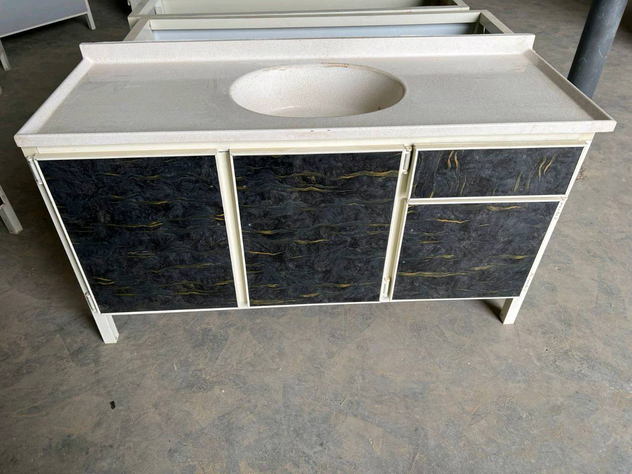 سنك  متر ونص

السعر 165

توصيل مجاني بغداد 


فلوجه كرمه صقلاوية عامريه مجاني 


بابل ديوانيه  نجف كربلاء  10

رمادي 15 


بعقوبه واسط  صلاح الدين توصيل 25

ناصريه  ميسان سماوه 30

بصره 35