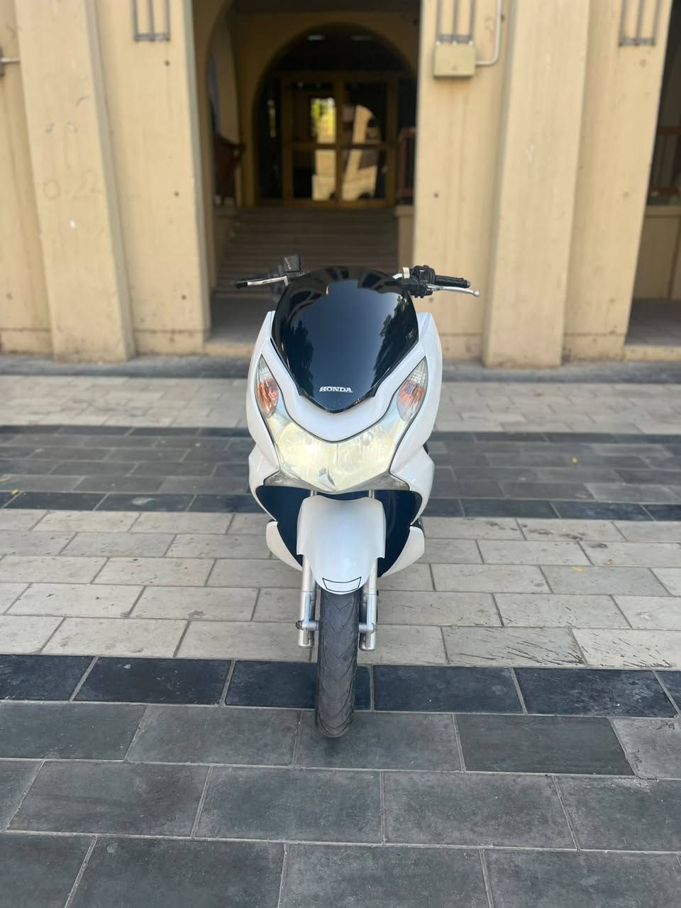 سلام عليكم....
دراجة (PSX)...(جيل الاول)  
🛵للبيع  السعر واحد او 150
دراجة شلعه معدل كهربائيات كلهه شغاله 
دراجة جديده  بلادية
أي نقص مابيهة
جيب فيتر وتعال افحص
العنوان بغداد الحرخ الاستفسار الاتصال على الرقم 📞 ***********

