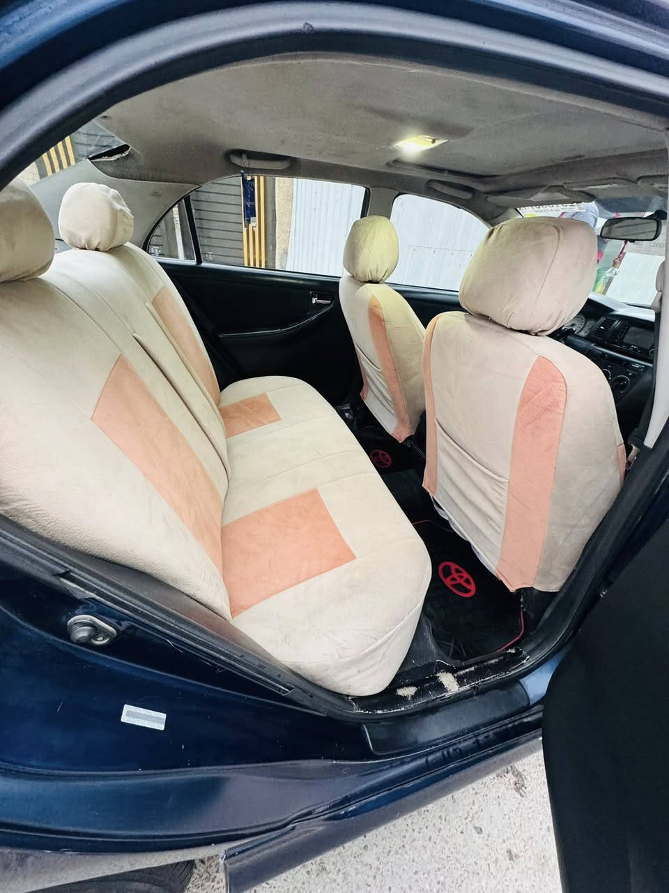 السلام عليكم 
كورلا  وارد امريكي فئه   S فتحه وشاشه 
موديل 2007
مصبوغه عام اثر جراد بدون حادث شاصي لغد كفاله
كير محرك مكفول 1800
تخم تاير جديد حداديه كلهه جديد بدون اي نقص 
تبريد ثلج 
 بغداد جديد سنويه وهزه كلهه جديد بسمي 
سعر 87
مكان السياره زعفرانيه اربع شوارع 
الاستفسار ***********

تحياتي ... ‬
