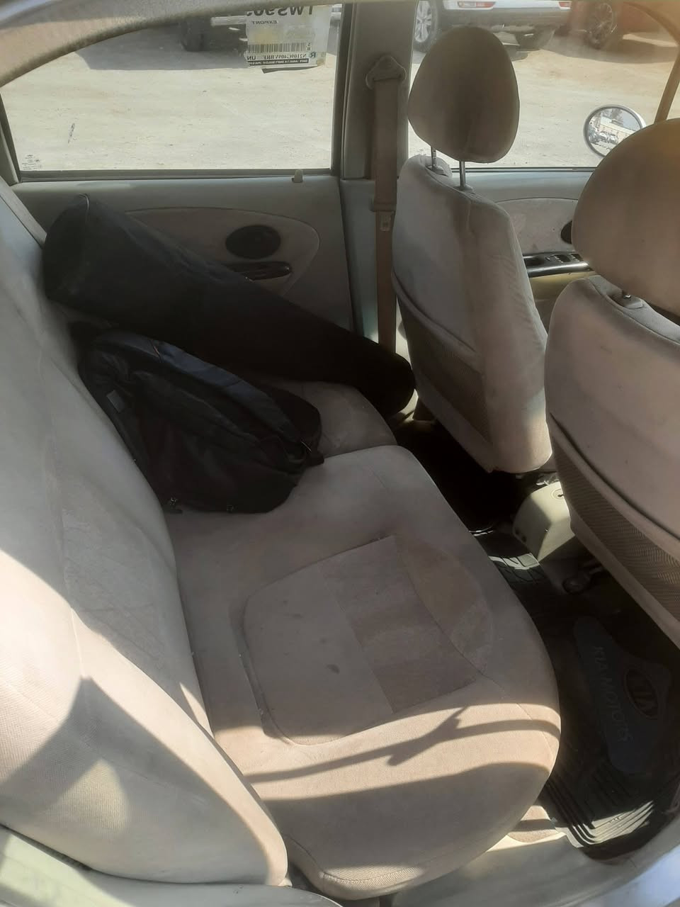 سيارة شيري 2013 لون رصاصي داخل عسلي سيارة جاهزة 
مكلف بنشر رقم راعي سياره ***********  السعر ٢٥ وبيه مجال
