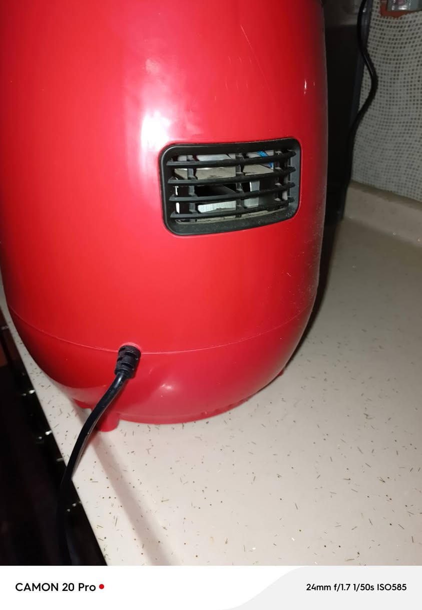 سلام عليكم...
قلايه هوائيه للبيع مستخدم قليل نضيفه تسع5لتر 
تشتغل على سحب والوطني جديده نوعيه زينه اصليه 
مكاني الحسينيه مطعم الامير بشارع جامع البديع رقم ***********ستفسار وسعر خاص
