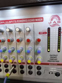 خدام الحسين عدي جهاز ياماها جديد بلكارتون فقط فحصته جهاز بعده بلكارتون...