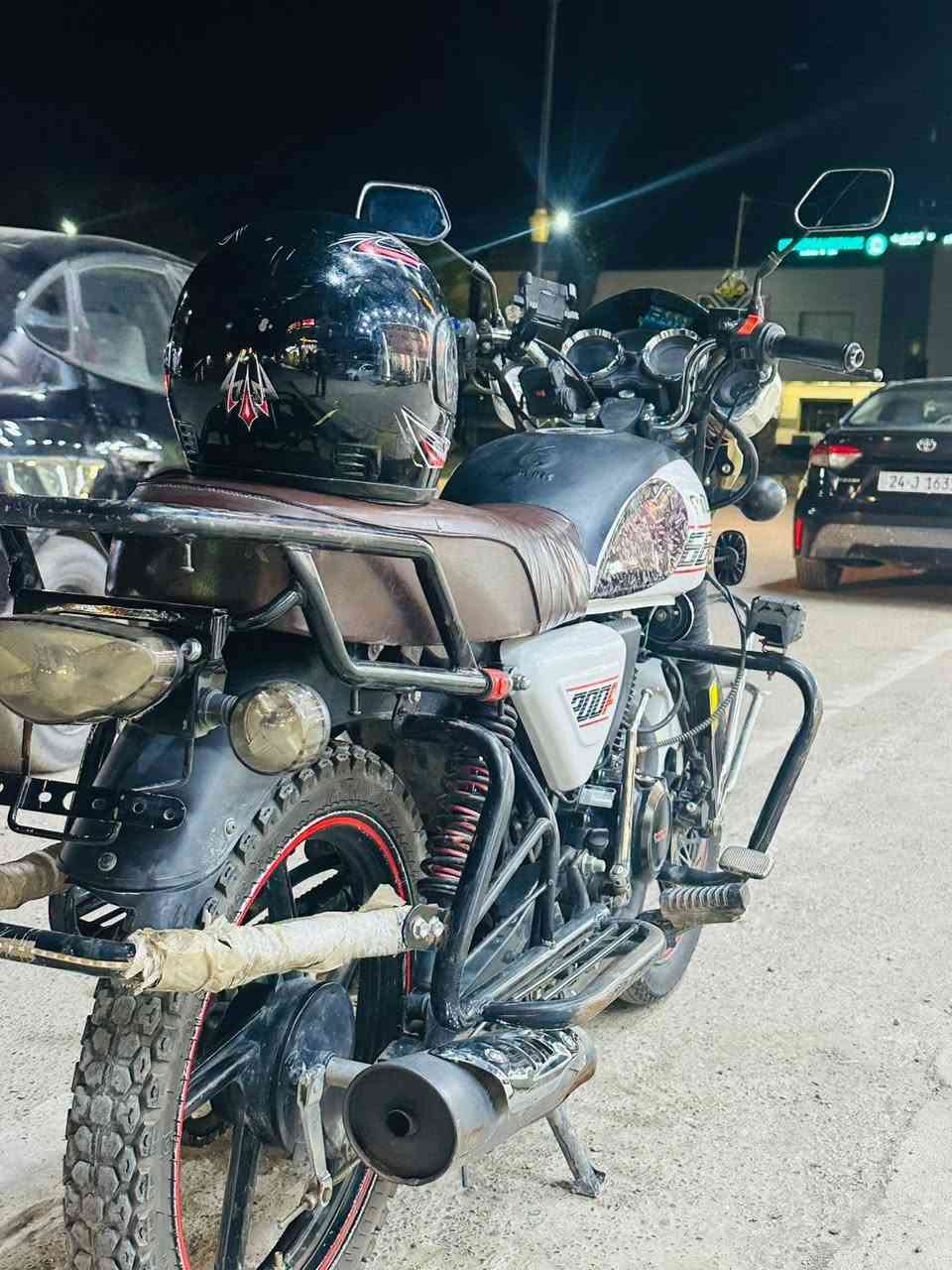 سلام عليكم شباب دراجه دايوان 2024 دراجه مثل بل صوره بعينك تشوف وتفحص اله دشتري شلعه ومعدل خير من الله السعر مليون 100وبي مجال للطيبين رقم لاستشارة *********** وتحياتي للجميع
