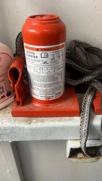 جك كوستر السعر 90 الف وبي مجال بسيط مكاني بغداد 07704338744