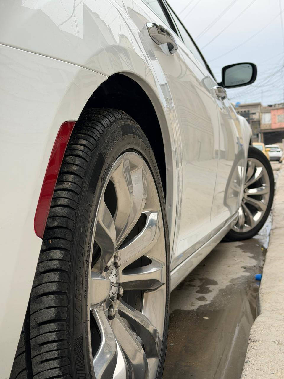 . .
🚗 كلايسر ومامئ الفئة... c300
.
السياره 2019... 🫆
.
. الموصفات معروفة 🫆
. . فول السياره الخير 🫆
... عدة الفتحة الصقف. 🫆
...  كشنات حار🥵 بارد 🥶
.... داخل السيارة ابيض ☁️
.... ... السيارة كفالة عامة 🫆
..... ...من بارد من بيدي ار. 🌹.
..... ........ .. ويل كب 20 🛞🛞
.. من تكحيل كارت السياره جديدة🚗
......... الحادث مرفقئ بل منشور.. 🚓.
...... جاملغ امامي جهت اليمين فقط... 💐
...... ... ولباقي كفالة عامة من كلشي... 💵.
.... السعر  السيارة 💸💸 265  وبيهة مجال 🫆
.. رجار رجاء مكلف بل نشر هذه رقم صاحب السيارة🫆
...☎️☎️***********  الموقع بغداد السيديه. 🏠.
... محترام الناس طيبة  بعض العالم وره 12 الدك رجاء
