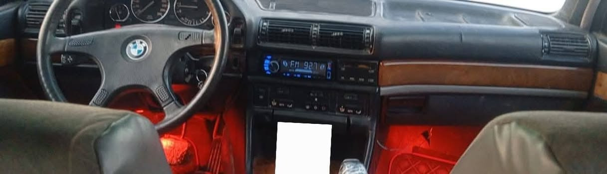 بي إم دبليو 735  
‏
‏✅ علّق "تم" ليصلك السعر على الخاص
‏  
‏ رقم بغداد (نكليزي)
‏السيارة جاهزة
موديل 1988
‏المكينة + الكير + الكهربائيات خير من الله 
‏تخم تايرات جديد – مشدودات قبل 3 أشهر
‏داخلها هزة قبل 5 أشهر
‏تحويل ثاني يوم وباسمـي
‏📍 العنوان: السماوة 
‏ 📞 للاستفسار ***********
‏
