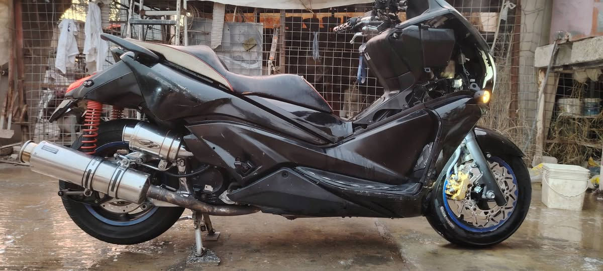 سلام عليكم دراجه فاز محرك مكفول من النضوح والتنقيص ونكره بكل وقت شته وصيف كهربائيات كلشي شغال بيها كير 8 نمر مواصفات S7 محرك اسود  ممشه دراجه 20 الف فقط حقيقي ماطلع بيها ابد ٢٤ ساعه بل بيت مجودرها وسعرها
نقص كفر واحد رقمي *********** تصل وتدلل سعر ب ١٠
