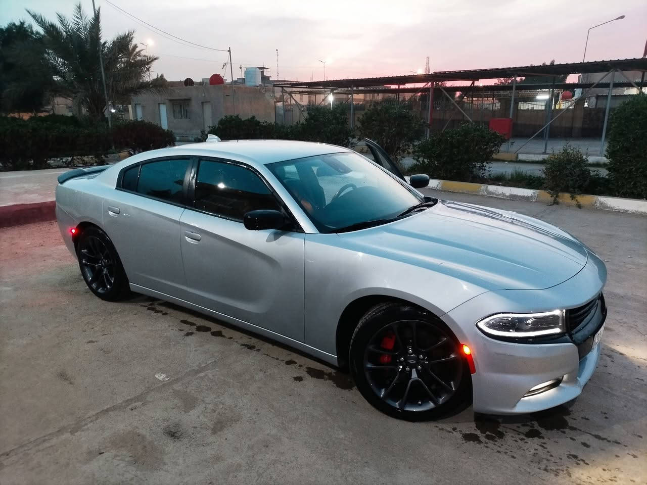 السلام عليكم
للبيع دوج جارجر 

موديل2023 

وارد امريكا 

جديده جدا 

البچم مامفتوح تبريد وراديترات شركه

السياره جديده ترقيم جديد شمالي 

فول مواصفات بدون فتحه

رادارات 

كاميرا 

حساسات

كشنات جلد 

كشن ذاكره

كشنات اثنين كهرباء

فقط جاملغ وشويه بالباب

جميع الصور داخل المنشور

تخم تاير جديد

السعر260 

مكاني بابل شارع60 مجسر الثوره 

***********
