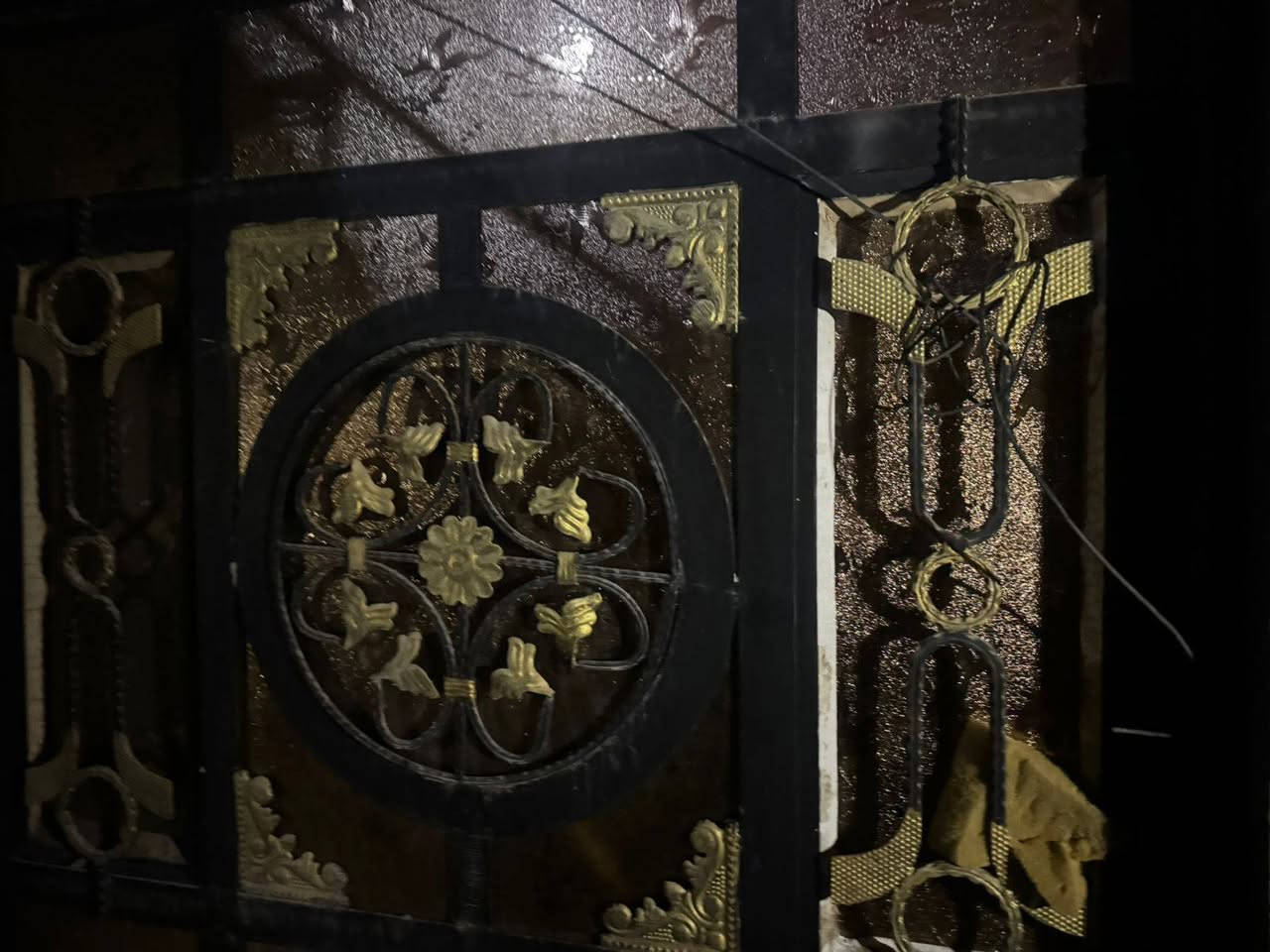 غراض بيت للبيع بيبان محجر درج نقاط درامات ماي مكان بصره
771 680 4475


**إذا كنت صاحب هذا الإعلان وتريد حذفه لأي سبب، رجاءا أرسل رسالة إلى الدعم الفني**