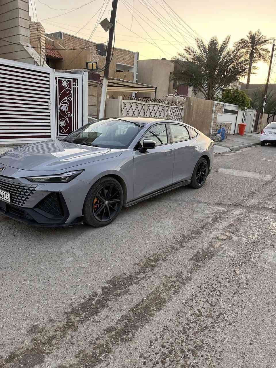 شانجان UNI-V 2025محرك 2000Tللبيع او مراوس بالجالنجر
السعر:178
***********
