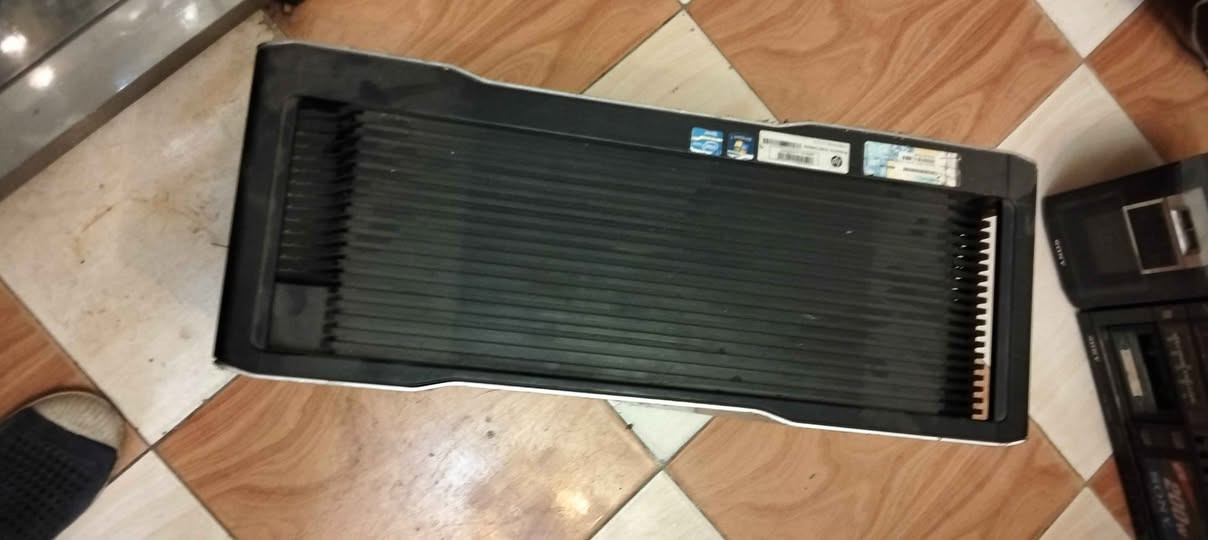 كيسة وورك ستيشن HP Z820 للبيع (شاسيه وبوردة وباور 1125 واط)الوصف: للبيع كيسة HP Z820 بحالة ممتازة جداً بدون كارت شاشة وبدون هارد. الجهاز يحتوي على بوردة أصلية v1 مع معالج واحد Intel Xeon و 3 رامات DDR3 ECC. الكيسة مجهزة بأقوى باور سبلاي أصلي بقوة 1125 واط (Delta) يدعم أعلى الكروت وجميع مراوح التبريد الأصلية موجودة بالداخل الجيزة, مصر


**إذا كنت صاحب هذا الإعلان وتريد حذفه لأي سبب، رجاءا أرسل رسالة إلى الدعم الفني**