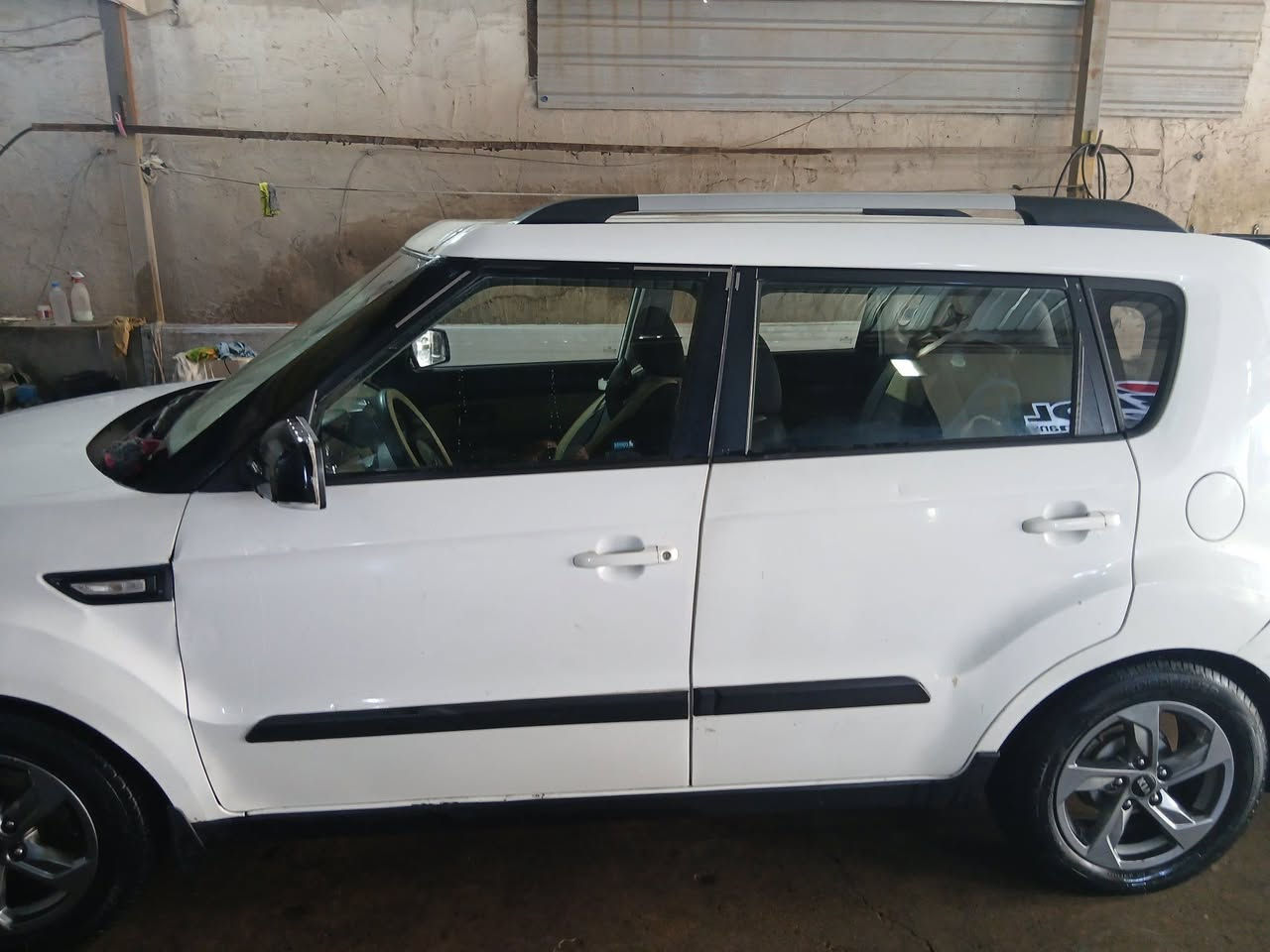 موديل ٢٠١١ بغداد حي القادسيه ٩٠ ورقه ***********
