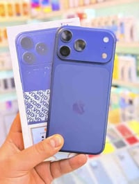 ايفون 17برو ماكس ذاكره 256بطاريه 100مشحون 11مره فقط جهاز اخو جديد زلغ ...