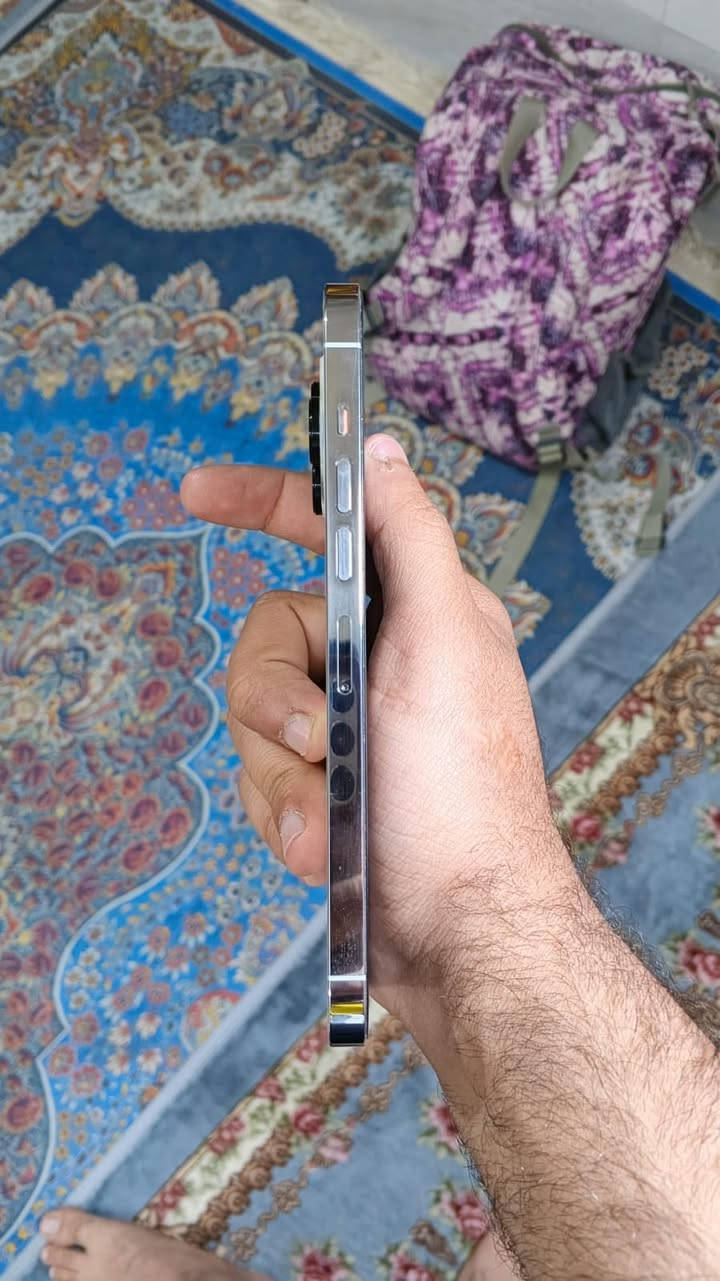 اسلام عليكم ١٣بروماكس شرق اوسط بدون ملحقات مكفول كشي مامبدل بيه فقط مزوده البطاريه ٩٦جهاز شريحتين ذاكره ٢٥٦ تاخذه تترحملي  متوازي ع بيعتا كربلاء  للستفسار ***********
