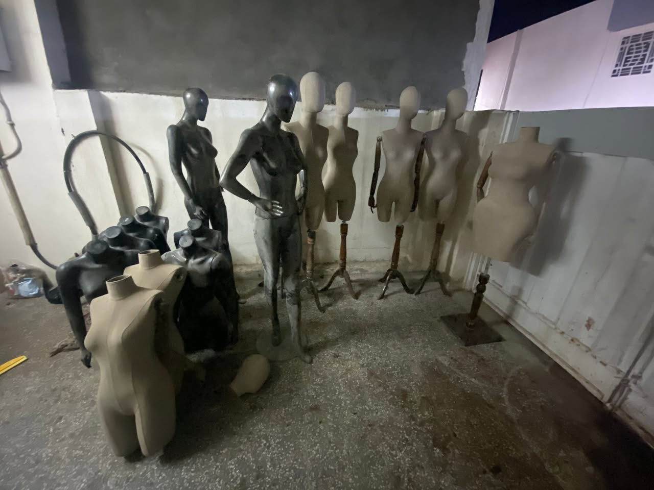 ملكانات للبيع بغداد حي جميلة موبايل *********** واتساب

