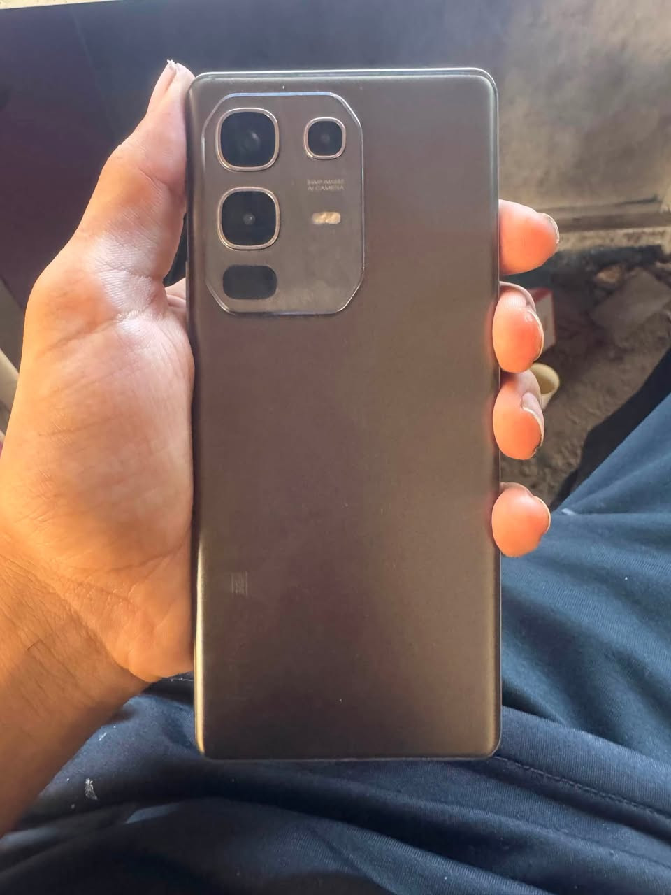 السلام عليكم انفنكس نوت ٥٠ s 5G  ذاكره ٢٥٦ كله كامل قيم وخذ بدون كسر بس شراي يعلق مو شراي لا تعبني رقم *********** بغداد العبيدي ماعندي توصيل
