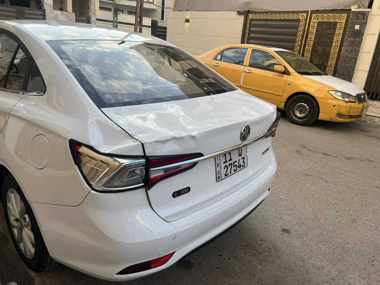 ام جي فايف / MG 5 للبيع
موديل 2024 // ماشية 18الف قابل للزيادة

رقم بغداد  / لون ابيض

بأسمي تحويل مباشر / محرك 1500 تنفس طبيعي 

سبير منازل / ارضياتها الأصلية بالصندوك 

السيارة داخل ضمان ضمانها (6)سنوات 
كل وصولات الصيانة موجودة 
_________________________________________
السيارة  مواصفاتها فول

مواصفات السيارة 

بصمه تشغيل / لد نهاري / حساسات خلفية / شاشة اصلية

كامرة خلفية / تحكم استيرن / اشاير بالمري / تبريد شاشة 

بصمتين بيها / نضام ايكو اقتصادي / كروز مثبت سرعة 

حساس اطارات / كيج حماوة / داخل بيجي واسود 

4 ويل كب / كار بلي Car play
 
الضرر / بيها تبديل صندوك وجاملغ علبارد
صورة الضرر قبل التصليح موجوده
_________________________________________ 

السعر   100 ورقة وبيها مجال قليل 

مكان السيارة / بغداد الاعظمية  

للاستفسار ..مراسلة الصفحه


**إذا كنت صاحب هذا الإعلان وتريد حذفه لأي سبب، رجاءا أرسل رسالة إلى الدعم الفني**