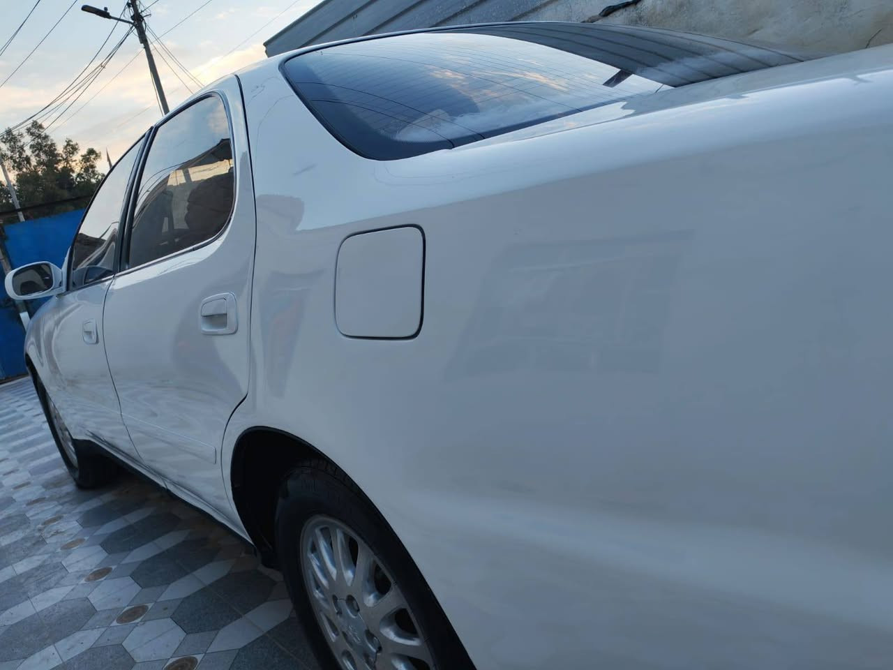 مكلف بلنشر 
تويوتا كرسته نفخ لون ابيض موديل 93
رقم بصره أليف مشروع وطني سنويه  مجدده
كفاله من الكص والنقل الجثه  والعيب الشرعي والراعي والتحويل والغرامات 
مكينه وكير ثنين ونص شرط كفاله طك كارتون
حداده وتخم تاير جاهزه 
غرفه جديده
كهربائيات كلها شغاله 
السعر 67 
العنوان البصره
***********
