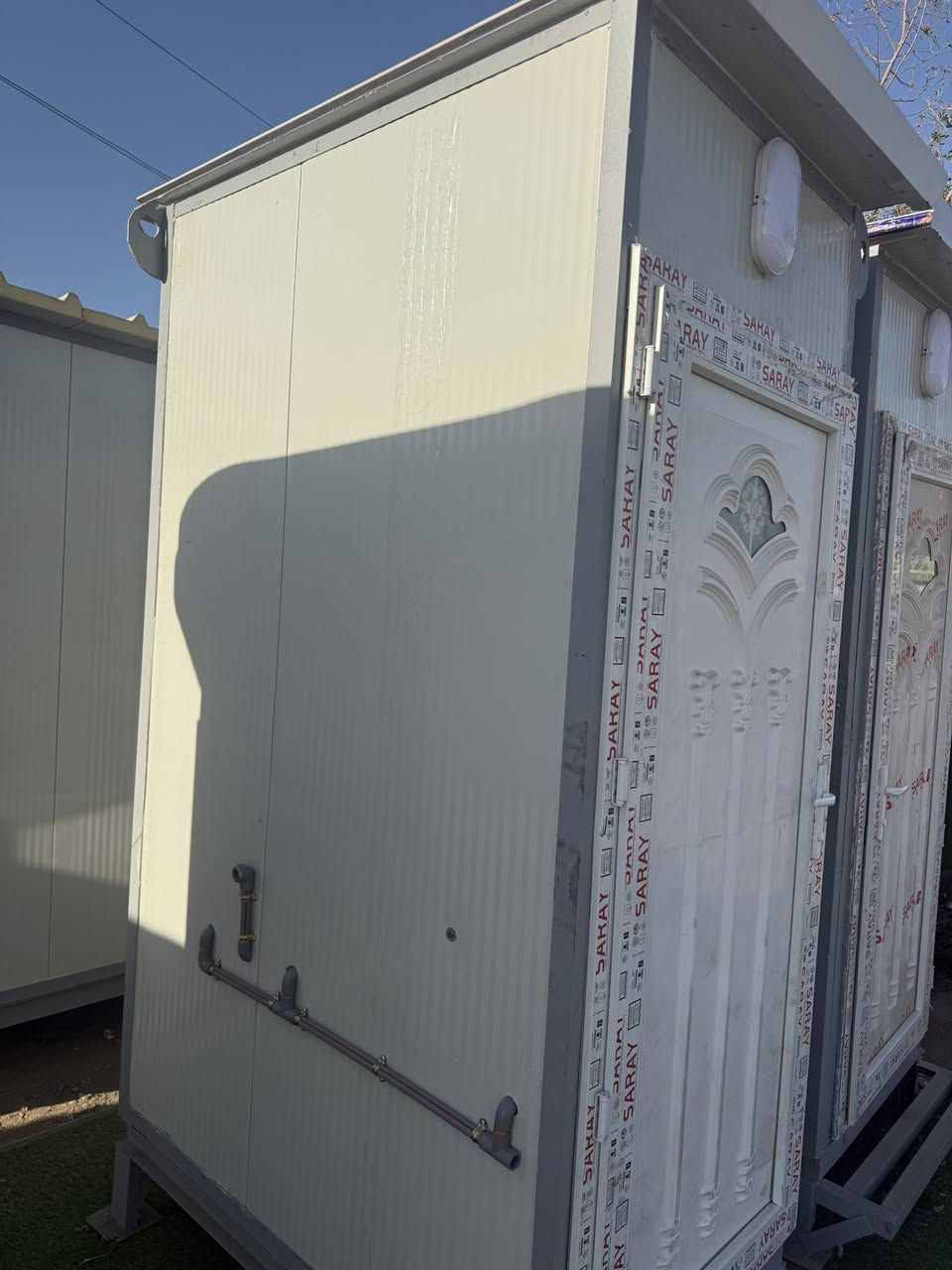 تواليت وحمام سندويج جديد 
طول 1.5 متر 
عرض 1 متر 
العنوان بغداد باب الشيخ 
الاستفسار ***********
