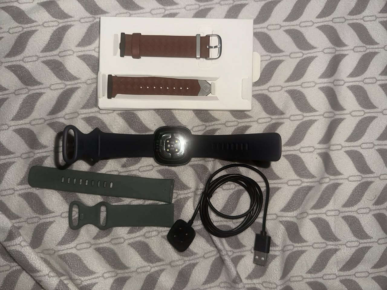 Fitbit sense 2
فت بت سينس ٢ كامل اغراض و ٢ سير اضافي ، اسود و اخضر ربر، قهواي جلد طبيعي بلادي شركة فت بت ما مستخدم


**إذا كنت صاحب هذا الإعلان وتريد حذفه لأي سبب، رجاءا أرسل رسالة إلى الدعم الفني**