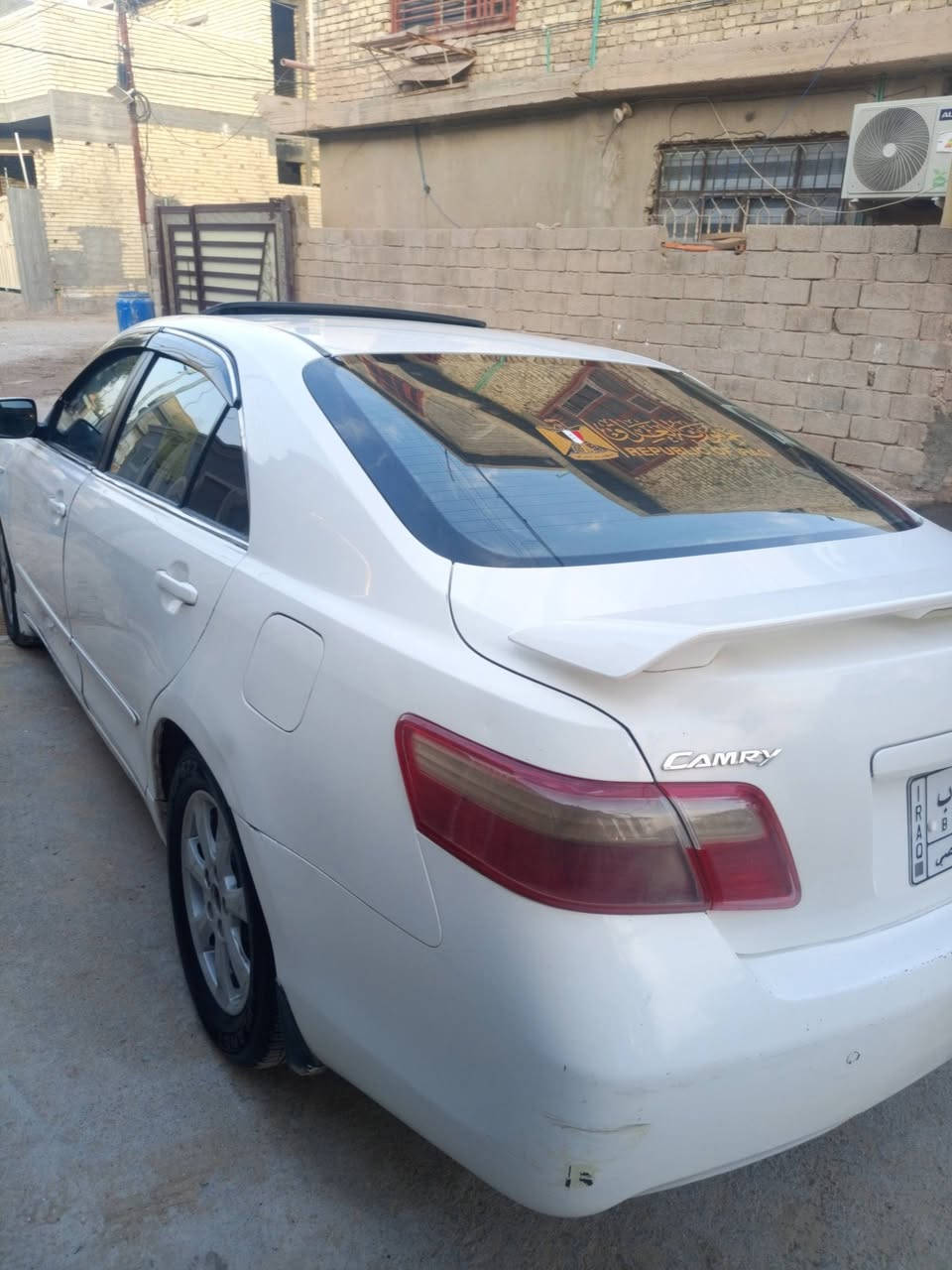 السلام عليكم ورحمة الله وبركاتة
من رخصة الدمن 
كامري 2007
خليجي فول مواصفات 
فتحة بردة كهرباء 
اشاير بل مري حساسات خلفي امامي 
السيارة نضيفة بيها 3 قطع اثر شخوط كفالة من الضربة تبريد 🥶ثلج السيارة مختنكا من النواصفات GLX
كامرة خلفية 
شاشة اندروايد 
كشن كهرباء 
لايت زنون 1/1
تحكم ستيرن جهتين 
محرك V4/4200المرغوب
رقم بقداد مميز 7283
مكانها الفلوجة 
السعر 110 

ملاحضة المحرك بي لاستيك ولف ينزل سعر المحرك منها سعر 5  
رقم التواصل ***********
مراوس هم كامري هم ترهم شعندك نزل
