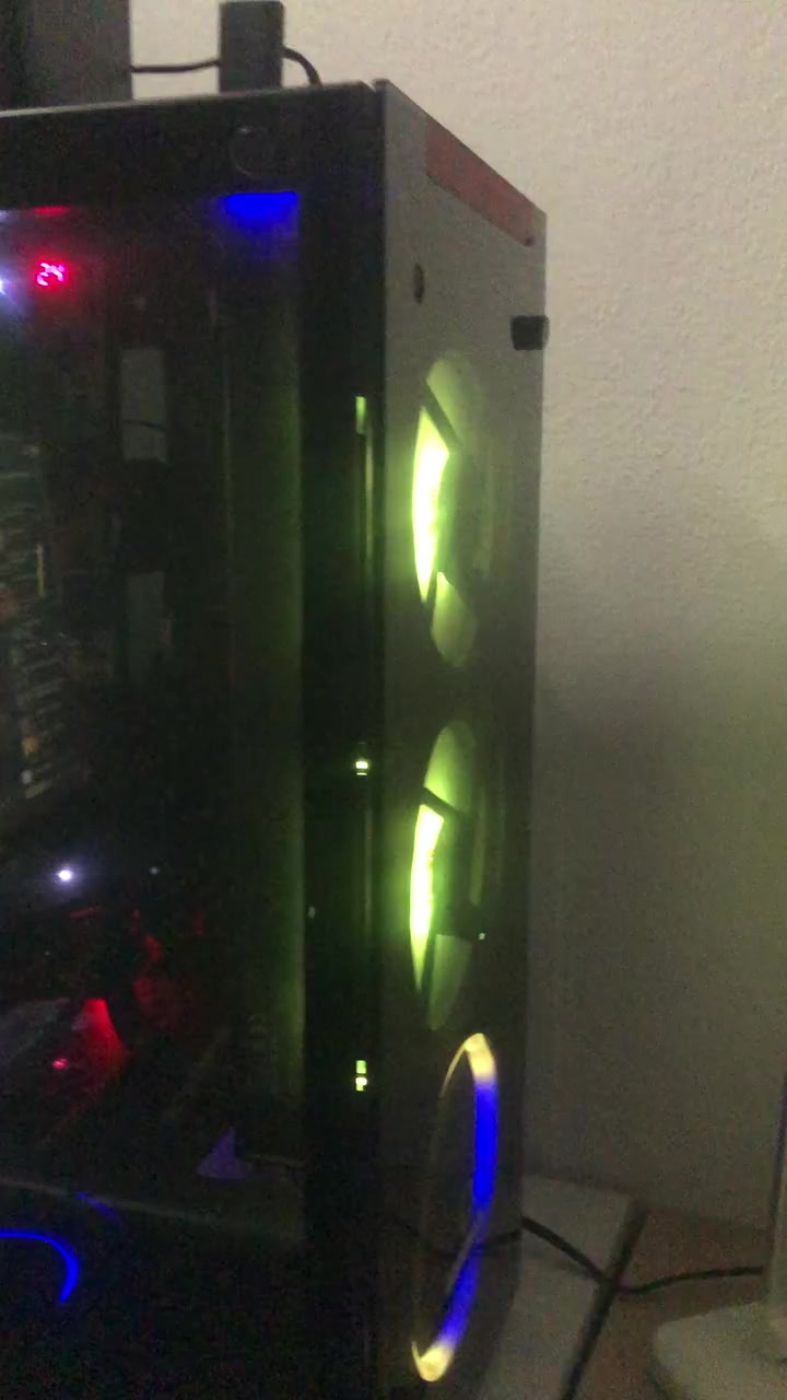 سلام عليكم متوفر pc للبيع مكاني دهوك المواصفات👇
Cpu Ryzen 7 1800X 8core 16thread
Gpu Gtx 970 4gb 2 fan RogStrix
Redragon CCW-3011 ARGB.
Storage 128ssd 2tb hdd
Motherboard msi x370 titanium
Ram 16 gb
Power suply 650w
Case 4 fan RGB
Moniter 24inc 1920*1080p
Ups 1200va bas patre awet
465$🔥🔒


**إذا كنت صاحب هذا الإعلان وتريد حذفه لأي سبب، رجاءا أرسل رسالة إلى الدعم الفني**